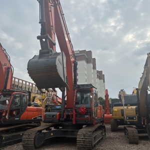 รถขุดตีนตะขาบ Doosan DX340LC มือสองจากเกาหลี น้ำหนัก 34 ตัน เครื่องยนต์ DL08 ชั่วโมงการทำงานต่ำ รถขุดไฮดรอลิก สำหรับแอฟริกาและเอเชียตะวันออกเฉียงใต้ - Product Image 1