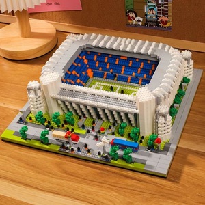 Juguetes para niños, campo de fútbol educativo, rompecabezas 3D, modelo de Micro bloques, estadio de tráfico antiguo, bloques de diamante, modelo de estadio, juguetes DIY - Product Image 1
