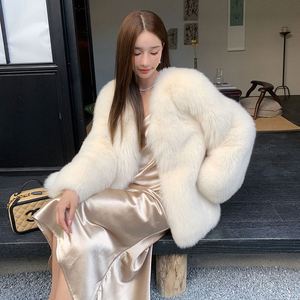 <span class=keywords><strong>Manteau</strong></span> de fourrure de renard en peau entière classique de luxe personnalisé en gros femmes <span class=keywords><strong>manteau</strong></span> de fourrure classique <span class=keywords><strong>court</strong></span> pour jeunes femmes - Product Image 1