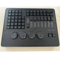 Mini console DMX Command Wing pour scène