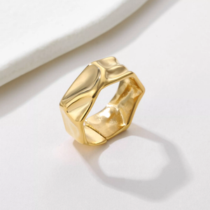 Zierlicher 18 Karat vergoldeter klassischer unregelmäßiger konkaver und konvexer Wellen <span class=keywords><strong>ring</strong></span> Offener verstellbarer Edelstahl <span class=keywords><strong>ring</strong></span> für Männer und Frauen - Product Image 3