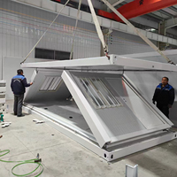 Structure de vie modulaire préfabriquée de 40 pieds de couleur personnalisée portable avec maison de conteneur pliable en acier inoxydable