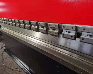 เครื่องพับไฮดรอลิก CNC แบบอัตโนมัติ 4 แกน สำหรับการดัดแผ่นสแตนเลส เหล็กกล้าคาร์บอน และอะลูมิเนียม - Product Image 6