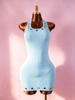 Robe moulante mini vintage sexy sans manches à dos nu avec anneau métallique pour femme, collection printemps-été