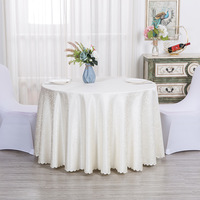 Vente en gros de nappes rondes jacquard damassé décoratives blanches 120 132 pouces pour banquet de mariage vêtements de table pour la maison