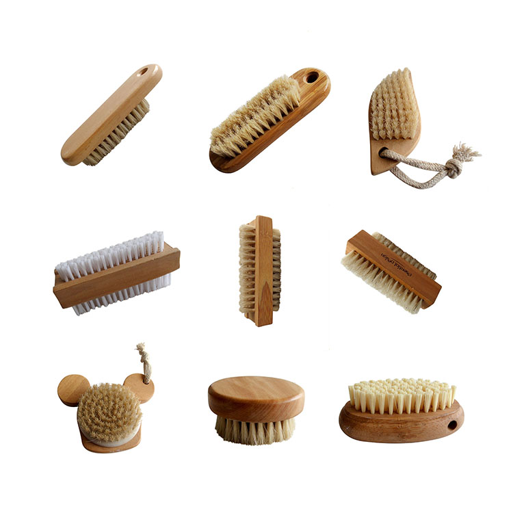 Бамбуковая щетка для ногтей