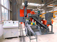 Machine de granulation automatique de câbles usagés fabriquée en Chine, machine de recyclage de câbles à vendre