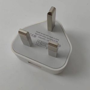High Quality Portable OEM <b>UK</b> <b>Plug</b> USB Power Charger Adaptor Cargador 5V 1A 2A Fast Wall Charger <b>Adapter</b> - Product Image 1