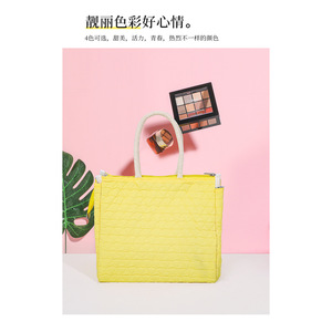 Bolso de nailon multiusos, bolsa de maquillaje portátil de gran capacidad para viajes y uso diario - Product Image 1