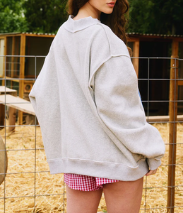 Sudadera Oversize de Cuello Alto para <span class=keywords><strong>Mujer</strong></span>, Estilo Urbano, de Alta Calidad, Tejido French Terry, Cálida para Invierno, Suministro OEM - Product Image 2