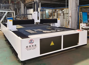 เครื่องตัดไฟเบอร์เลเซอร์ CNC ขนาด 1500x3000 มม. สำหรับตัดเหล็กกล้าไร้สนิม เหล็กกล้าคาร์บอน และโลหะอื่นๆ ด้วยความเร็วสูง - Product Image 3
