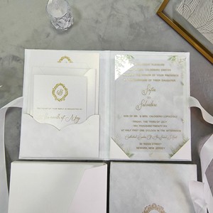 Vintage Dark Green Velvet Box Personalized Photo Wedding Invitation Box Save the Date QR Code Caja De Terciopelo Invitación Boda - Product Image 2