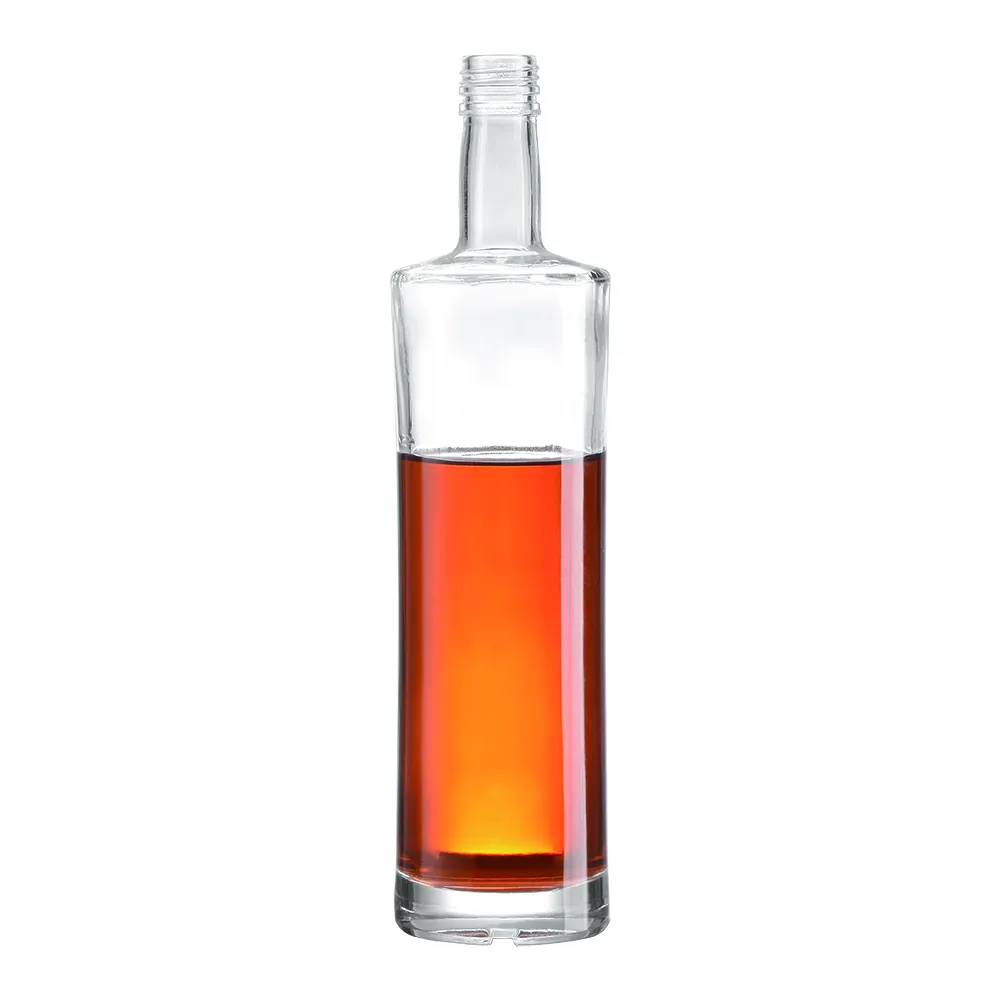 Fabbrica personalizzata 550ml 750ml trasparente cilindrico vuota bottiglia di vino Baijiu bottiglia di vodka whisky bevanda alcolica