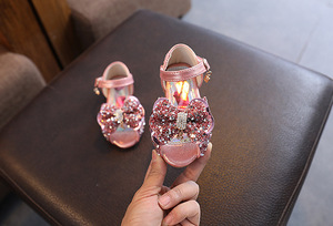 Sandales d'été Princesse Petite <span class=keywords><strong>Danse</strong></span> Chaussures Cristal Respirant Confortable Semelle Souple Filles Pantoufles - Product Image 3
