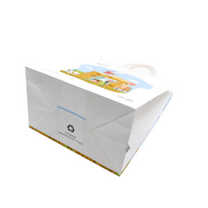 ถุงกระดาษคราฟท์พิมพ์โลโก้ CMYK แบบกำหนดเอง ราคาประหยัด ของขวัญสุดพิเศษ - Product Image 3