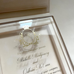 Carte in lamina d'oro Mariage Quinceanera voti speciali in acrilico trasparente in velluto Beige di lusso personalizzato - Product Image 5