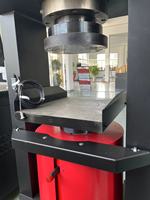 Máquina de Ensayo de Compresión Servo-Hidráulica Personalizable de 3000KN, Precisión Clase 0.5, Software para PC, 1 Año de Garantía, para Pruebas de Roca
