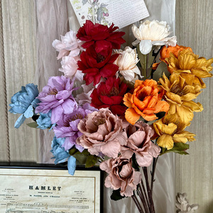 ช่อดอกพุดจำลองยี่ซวน 3 หัว ดอกไม้ผ้าไหมสำหรับตกแต่งงานแต่งงานและบ้าน - Product Image 1