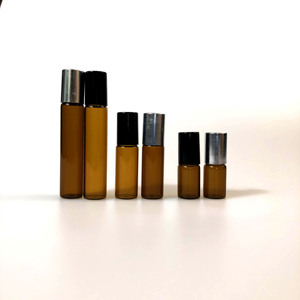 Botella de Vidrio Ámbar con Rodillo para Cosméticos, con Tapa de Plástico Serigrafiada, de 1ml, 2ml, 3ml, 5ml y 10ml, al por Mayor - Product Image 2