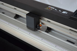 Plotter da taglio con pellicola riflettente Plotter per segnaletica stradale con adesivo in vinile con tracciamento accurato stabile di 7m GC-180 - Product Image 3