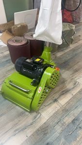 Machine à polir les sols en bois de bonne qualité pour les terrains de sport et les surfaces en bois, ponceuse à bois avancée - Product Image 5