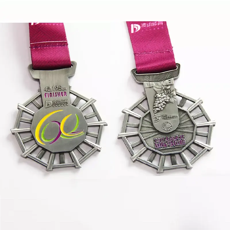 Promotionele Gymnastiek Acryl Zinklegering Hardlooptrofee Sport Souvenir Vergulde Medaille