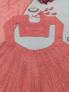 Qualité supérieure brodée avec séquence de 3mm Lehenga Choli à vendre auprès d'un fournisseur indien au prix d'exportation - Product Image 6