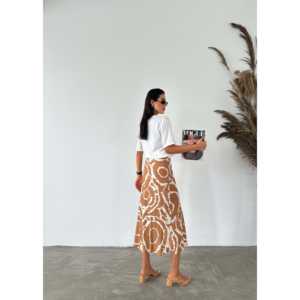 Jupe pour femmes à motifs ethniques, taille élastique, tissu imprimé confortable, style mi-long - Product Image 2