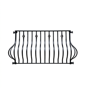 Balustrade de balcon traditionnelle en fer forgé à fixation murale, avec une finition résistante à la rouille, un montage facile et un design élégant. - Product Image 1