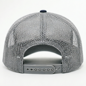 Gorra de camionero de 6 paneles con bordado personalizado, construcción de alta calidad, elegante y cómoda, visera curva, ideal para actividades al aire libre. - Product Image 6