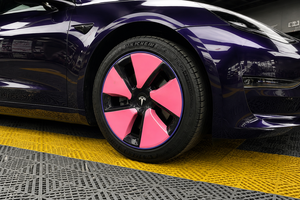 ฟิล์มตกแต่งภายนอกรถยนต์ สีดำม่วง เงาสูง PET Vinyl Wrap หนา 6.5 มิล ฟิล์มเปลี่ยนสีรถยนต์แบบม้วน สำหรับตกแต่งรถยนต์ - Product Image 5