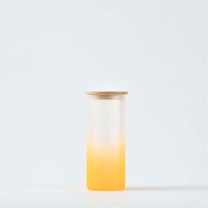 Bouteille d'eau en verre en forme de canette de bière 18 oz, gobelet vierge pour sublimation, gobelet givré 18 oz, bocal Mason avec couvercle et paille - Product Image 2