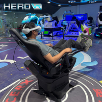 HEROVR Fast Earnings, Atracción de Carreras de Vuelo Inmersiva con Movimiento de 360 Grados, Construcción de Metal y Acero para Parques de Aventuras Interiores/Exteriores