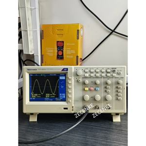 Osciloscopio Matemático Tektronix TDS2022C USADO de 1 Pieza, de Doble Canal, 200MHz/2GSs - Product Image 3