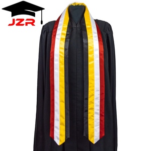 Traje de Graduación Personalizado de Primera Clase con Diseño de Bandera Nacional 2025, Hecho de Tela de Alta Calidad, Satén 100% Poliéster - Product Image 2