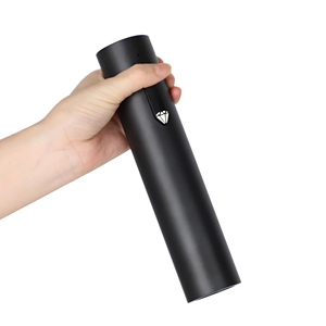 Cadeau de vin élégant Outil de décoration de vin électrique en plastique de haute qualité Option rechargeable - Product Image 1