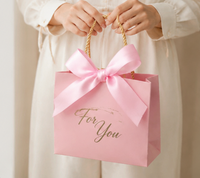 Sac en papier personnalisé classique de luxe mini rose pour cosmétiques, bijoux, boutique, shopping, cadeau, réutilisable, écologique, avec poignée en ruban et nœud papillon