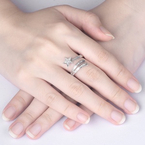 Anillo de Moda para Mujer con Diamante Natural en Forma de Estrella, Chapado en Oro Blanco de 18k y Rodio, Personalizado al por Mayor por Sunstar - Product Image 3