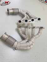 Collecteurs d'échappement en acier inoxydable SS304 KM OEM avec bouclier thermique pour Ferrari 458 4.5L V8 2011-2016, fixation directe par boulons