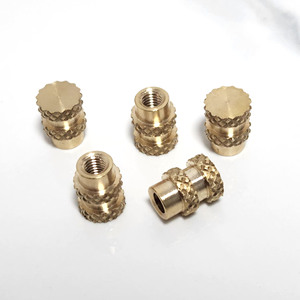 Inserts filetés moletés en laiton M4 M5 M6 M10 métriques à pas grossier DIN 548-1986 Grade A traités thermiquement pour équipements de communication - Product Image 2