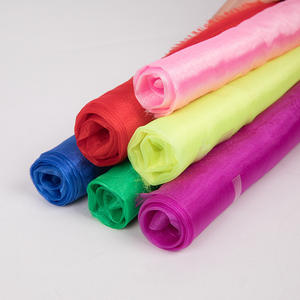 Léger <span class=keywords><strong>transparent</strong></span> <span class=keywords><strong>transparent</strong></span> 100% polyester tissé rose couleur imprimé organza tissu pour femmes débardeurs robe de mariée de mariée - Product Image 2