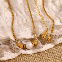 Collier tendance pour femme avec pendentif géométrique imitation perle et perles rondes, en acier inoxydable plaqué or, pour le quotidien