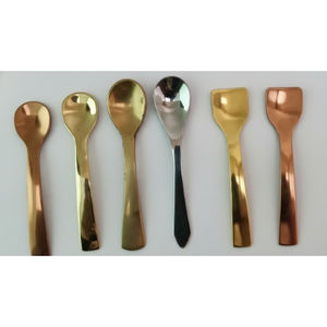 Cuillère à shilajit moderne d'élite, conçue pour un contrôle optimal des rituels de suppléments haut de gamme - Product Image 1