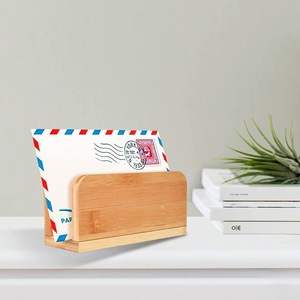 Organizador de correo de bambú y madera para escritorio, estante de almacenamiento minimalista para sobres y papeles - Product Image 1