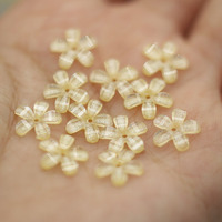 YWJC Desain Baru Manik-manik Akrilik Plastik Bentuk Kelopak 10mm 100pcs/kantong Pemasok Perhiasan Kecantikan Pembuatan Perhiasan Fantasi Grosir