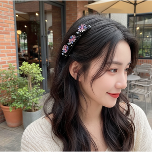 Vendita calda di tendenza forcine per capelli da donna Vintage con perline a forma di fiore con strass a forma di anatra per la decorazione dei capelli - Product Image 3