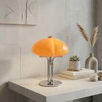 Lampe de table esthétique rétro en verre style Bauhaus, design champignon, orange, pour chevet, collection 2026
