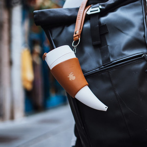 High Quality Stainless Steel Goat Horn <strong>Thermos</strong> Cup PU Leather Lid Cup Holder Outdoor Coffee Beer Metal Armoured Painted Animal - Product Image 4