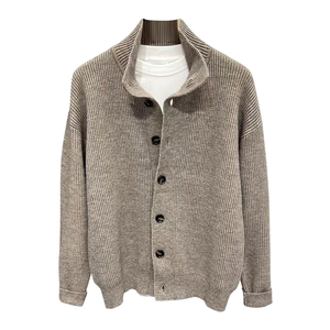Vente directe usine – Nouveau style pull décontracté pour homme, cardigan tricoté à col roulé mi-haut, couleur unie, en polyester, coupe ajustée, idéal automne-hiver - Product Image 1
