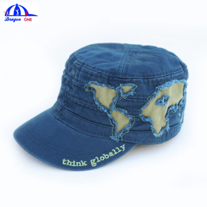 Cappello Cadet Vintage Personalizzato con Applicazione Ricamata della Mappa del Mondo, Cappello a Tesa Piatta in Cotone Lavato, Cappello Utility con Patchwork - Product Image 1